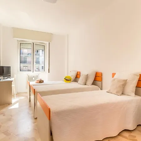Alessia's Flat- Boncompagni Apartment